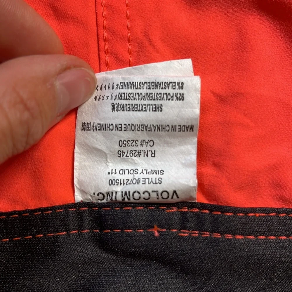 Volcom swim trunks - Picture 8 of 9